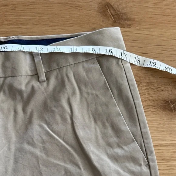 Banana Republic Light Tan Chino Pants - Picture 4 of 6